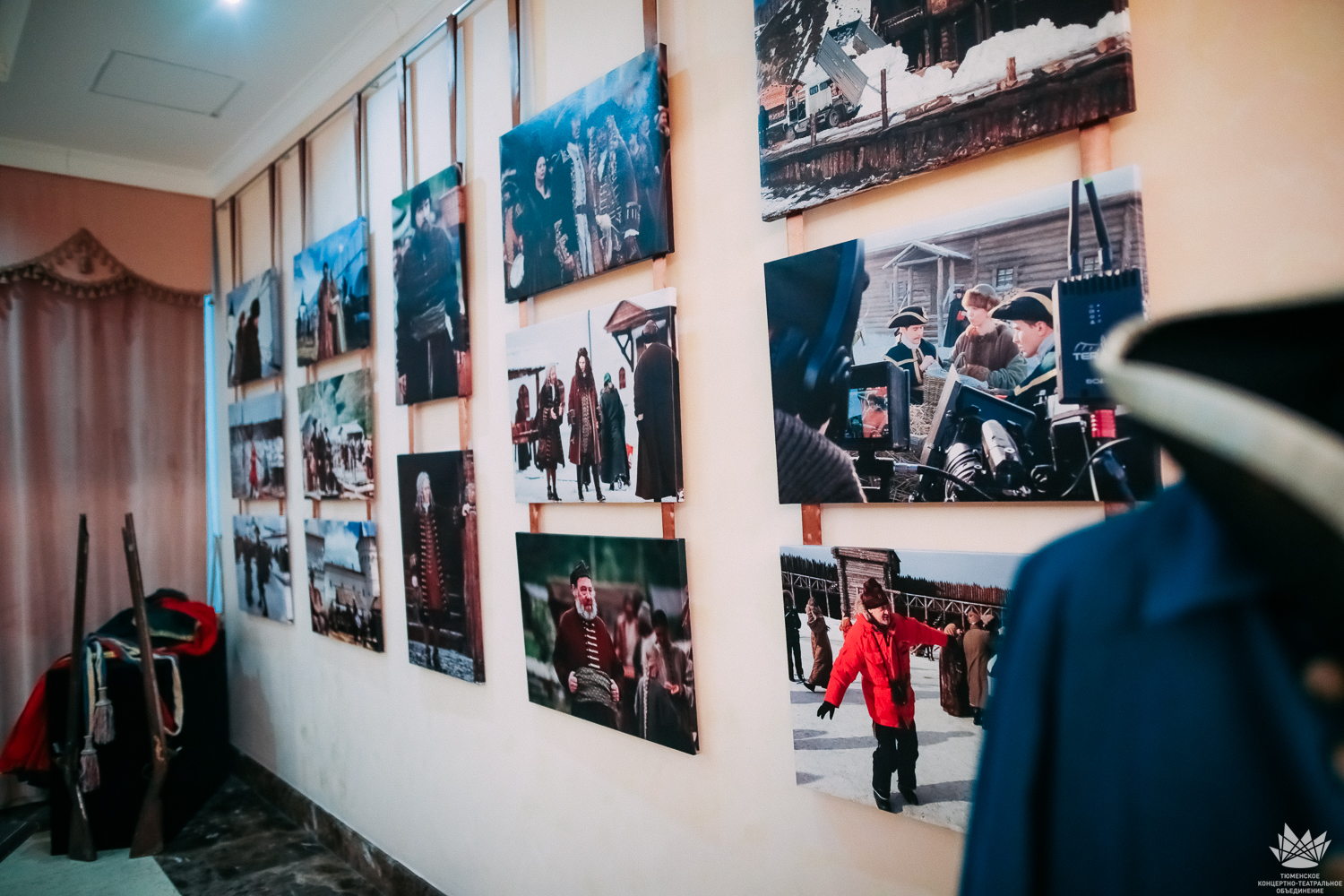 Открытие выставки к кинофильму «Тобол» состоялось в Тюменском БДТ (Фото)
